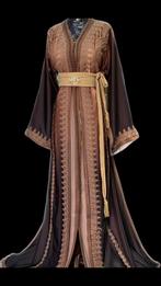 Takchita te huur - Maat 36-44, Kleding | Dames, Jurken, Ophalen, Bruin, Zo goed als nieuw, Maat 36 (S)