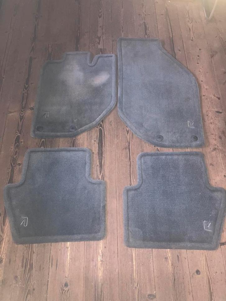 Gebruikte  volvo 850 r matten set grijs, Auto-onderdelen, Interieur en Bekleding, Volvo, Gebruikt, Ophalen