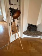 Stijlvolle Tripod Vloerlamp, Huis en Inrichting, Lampen | Vloerlampen, Ophalen, Zo goed als nieuw, Hout, 100 tot 150 cm