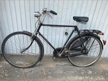 80 jaar oude antieke Raleigh herenfiets beschikbaar voor biedingen