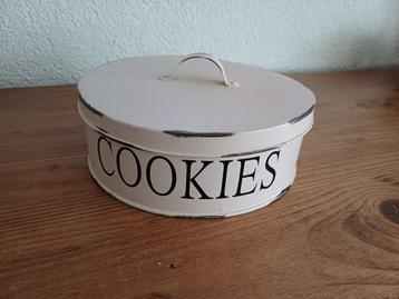 Decoratieve trommel “Cookies” beschikbaar voor biedingen