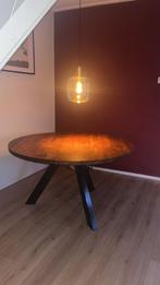 Eettafel massief walnoot, Huis en Inrichting, Tafels | Eettafels, Ophalen, Rond, Zo goed als nieuw, Vijf personen of meer