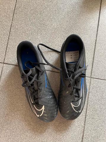 Nike Phantom Voetbalschoenen beschikbaar voor biedingen