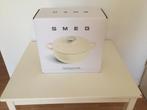Smeg gietijzeren stoofpot 24 cm, 4,2 L Nieuw, Ophalen of Verzenden, Nieuw, Gietijzer, Koekenpan of Braadpan