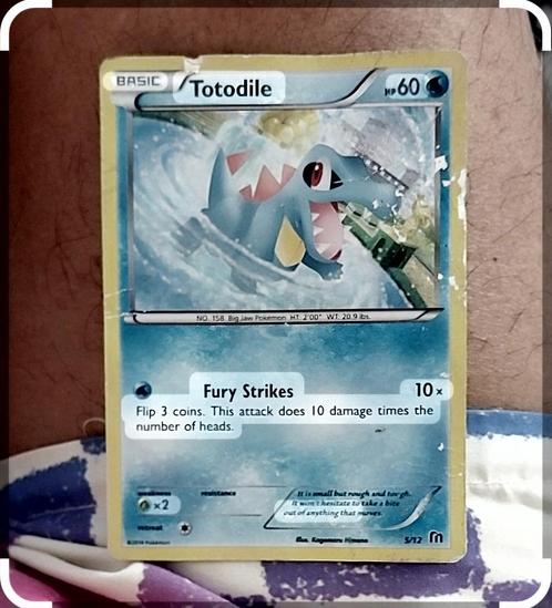 GRATIS Pokémon TCG-kaart van Totodile XY Phantom Forces-set, Hobby en Vrije tijd, Verzamelkaartspellen | Pokémon, Nieuw, Losse kaart