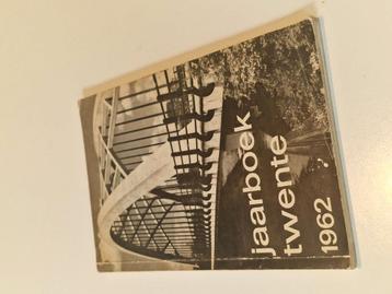 Jaarboek Twente 1962, de allereerste jaargang van deze reeks beschikbaar voor biedingen