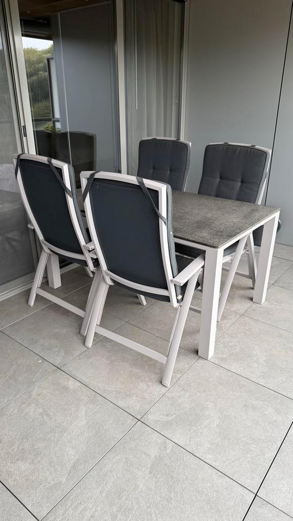 Mooie 4-persoons tuinset, Tuin en Terras, Tuinsets en Loungesets, Zo goed als nieuw, Tuinset, Aluminium, 4 zitplaatsen, Eettafel