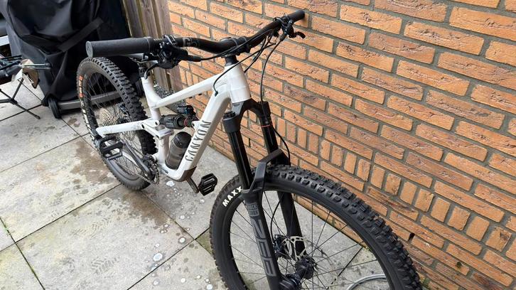 Canyon torque AL 5 2025, Fietsen en Brommers, Fietsen | Mountainbikes en ATB, Zo goed als nieuw, Overige merken, Fully, Ophalen of Verzenden