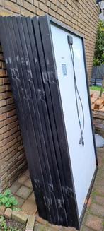 12 zonnepanelen (290 WP) met omvormer, Doe-het-zelf en Verbouw, Zonnepanelen en Toebehoren, Ophalen, Gebruikt, Compleet systeem