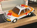 Vintage Paya Spain Renault 18 GTS Ambulance +/- 1:18 OVP, Hobby en Vrije tijd, Modelauto's | 1:18, Ophalen of Verzenden, Zo goed als nieuw