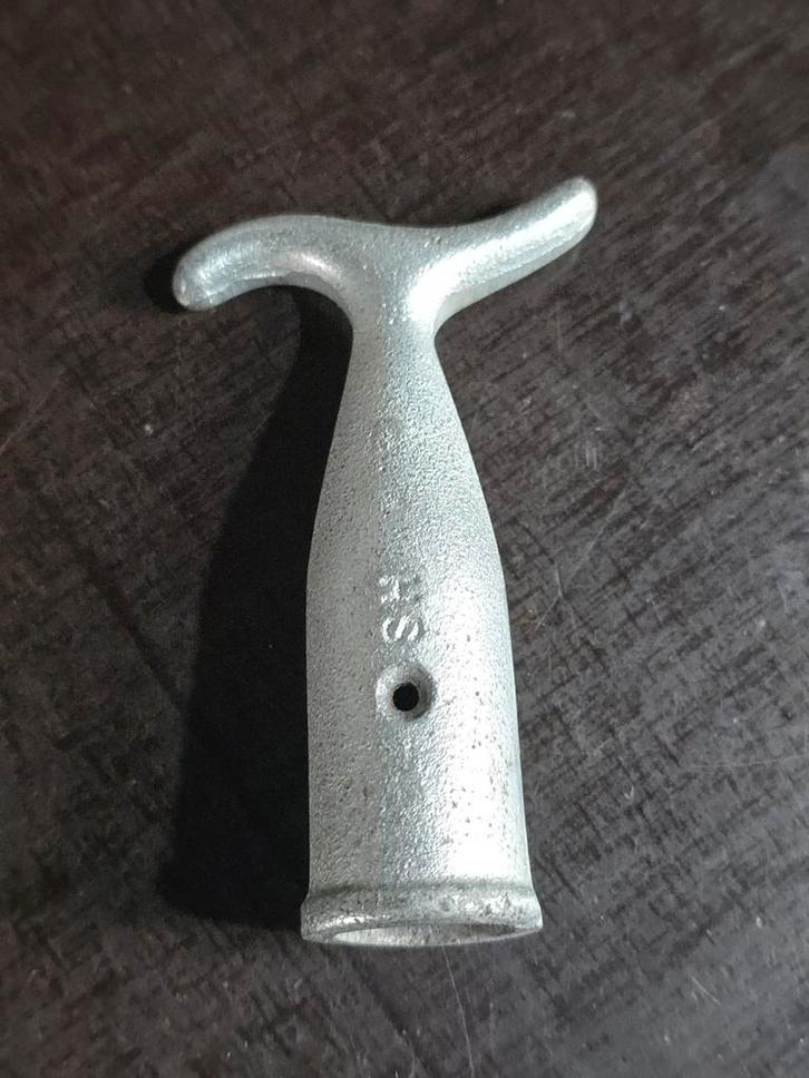 Vintage gegoten stokhaak 20 a 22 mm €6,50, Antiek en Kunst, Antiek | Gereedschap en Instrumenten, Ophalen of Verzenden