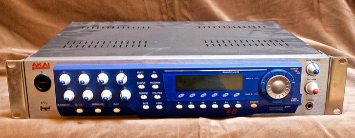 Akai Z8 Sampler, Muziek en Instrumenten, Samplers, Gebruikt, Ophalen of Verzenden