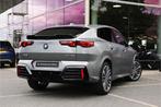 BMW iX2 eDrive20 High Executive M Sport / Panoramadak / Trek, X2, Zwart, Stoelverwarming, Nieuw
