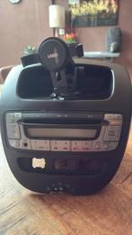 Peugeut 107 toyota aygo citroen c1 radio met telefoonhouder, Auto diversen, Autoradio's, Ophalen, Zo goed als nieuw