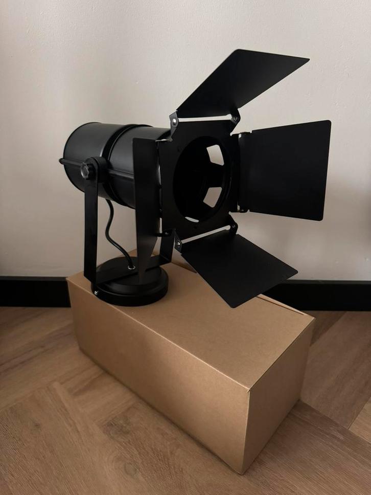 Nieuw Industriële spot zwart, Huis en Inrichting, Lampen | Spots, Nieuw, Plafondspot of Wandspot, Metaal of Aluminium, Ophalen of Verzenden