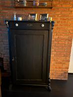 Antieke Meidenkast - Zwart, Huis en Inrichting, Kasten | Kledingkasten, Gebruikt, 150 tot 200 cm, 25 tot 50 cm, Overige houtsoorten