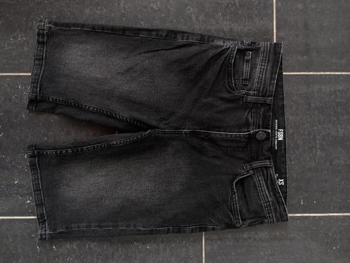 Herenshorts 2 stuks korte broek denim black maat S zgan!!!, Kleding | Heren, Broeken en Pantalons, Zo goed als nieuw, Zwart, Ophalen of Verzenden