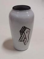 Retro vaas mat wit met decoratie hoogte 15 cm 70 er jaren, Ophalen, Overige typen