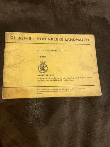 Handleiding koninklijke landmacht pistoolmitrailleur beschikbaar voor biedingen