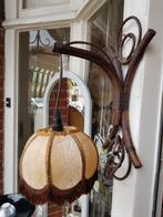 Vintage Wandlamp met leren Kap rotan frame, Ophalen of Verzenden