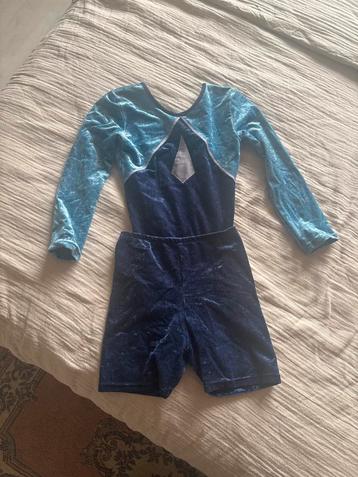 Velocitas Turnpakje Maat 122-134 beschikbaar voor biedingen