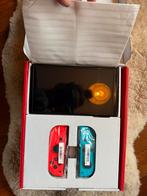 Nintendo Switch Oled neon blauw rood, Spelcomputers en Games, Spelcomputers | Nintendo Switch, Ophalen of Verzenden, Zo goed als nieuw