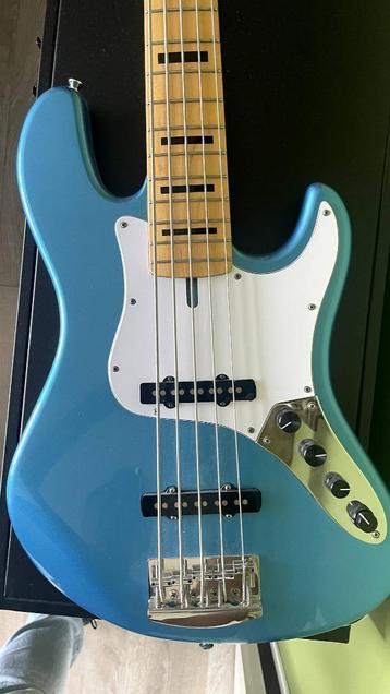 AVBJ5 Jazz Bass beschikbaar voor biedingen