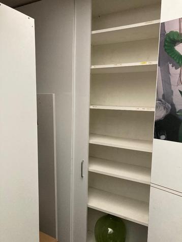kastenwand met schuifdeuren hoogglans wit
