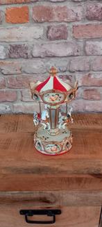 Grote 28cm Draaimolen Paarden Carrousel Muziekdoos🌹 NIEUW🌹, Ophalen of Verzenden, Nieuw, Dier