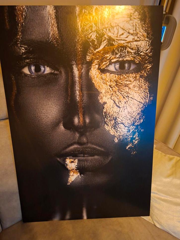 Prachtig Kunstwerk: Vrouw met Gouden Accent, Antiek en Kunst, Kunst | Tekeningen en Foto's, Ophalen