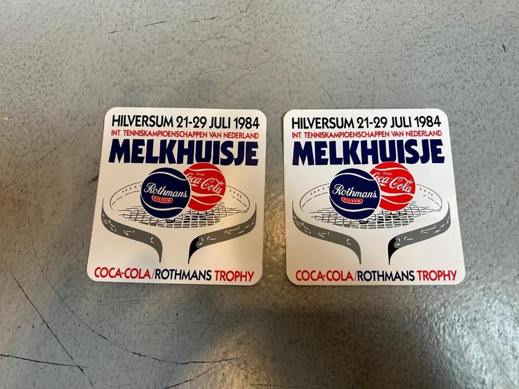 2 stickers van Melkhuisje 1984, Ophalen of Verzenden, Zo goed als nieuw
