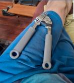 knoflookpers 20cm rvs bieden

Een stevige knoflookpers, Huis en Inrichting, Keuken | Keukenbenodigdheden, Ophalen of Verzenden