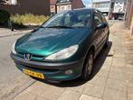 Peugeot - 206 - 1.4 Gentry - Car - 2001, Voorwielaandrijving, 31 €/maand, 4 cilinders, Overige brandstoffen