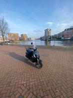 La souris sourini S scooter 2021 (met 2 helmen), Fietsen en Brommers, Scooters | Vespa, Ophalen, Overige modellen, Maximaal 45 km/u