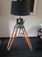 zeer oude unieke industrieeele lamp op antiek statief, Ophalen of Verzenden, Gebruikt