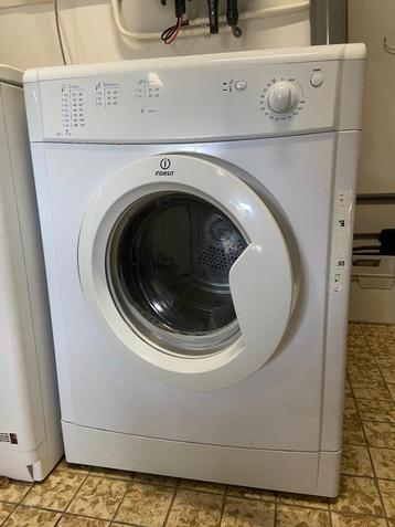 Wasdroger Indesit beschikbaar voor biedingen