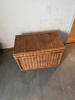 Grote rotan/rieten vintage speelgoed/opberg mand., Ophalen