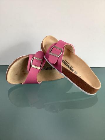 GRATIS VERZENDEN | BIRKENSTOCK Madrid roze slippers 38 beschikbaar voor biedingen