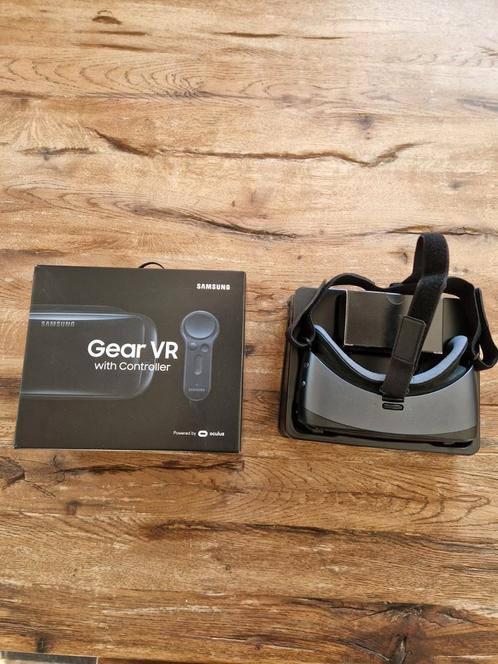 Samsung gear VR (met controller) ZGAN, Spelcomputers en Games, Virtual Reality, Zo goed als nieuw, Telefoon, VR-bril, Ophalen of Verzenden