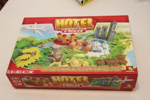 Hotel de Luxe bordspel nieuw, Hobby en Vrije tijd, Gezelschapsspellen | Bordspellen, Nieuw, Drie of vier spelers, Vijf spelers of meer