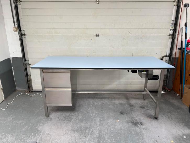 Topkwaliteit RVS Werktafel met Trespa Werkblad Elektrisch, Doe-het-zelf en Verbouw, Werkbanken, Zo goed als nieuw, 170 cm of meer