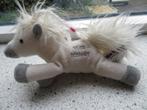 Wit paardje merk Miss Melody wit velours met grijze voetjes, Ophalen of Verzenden, Paard, Zo goed als nieuw