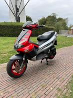 Gilera runner 50cc purejet brom, Fietsen en Brommers, Scooters | Kymco, Ophalen, Overige modellen, Zo goed als nieuw, Benzine