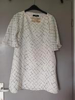 Nette jurk met gouden accenten 
Elisabetta Franchi, Kleding | Dames, Maat 38/40 (M), Elisabetta Franchi, Zwart, Nieuw