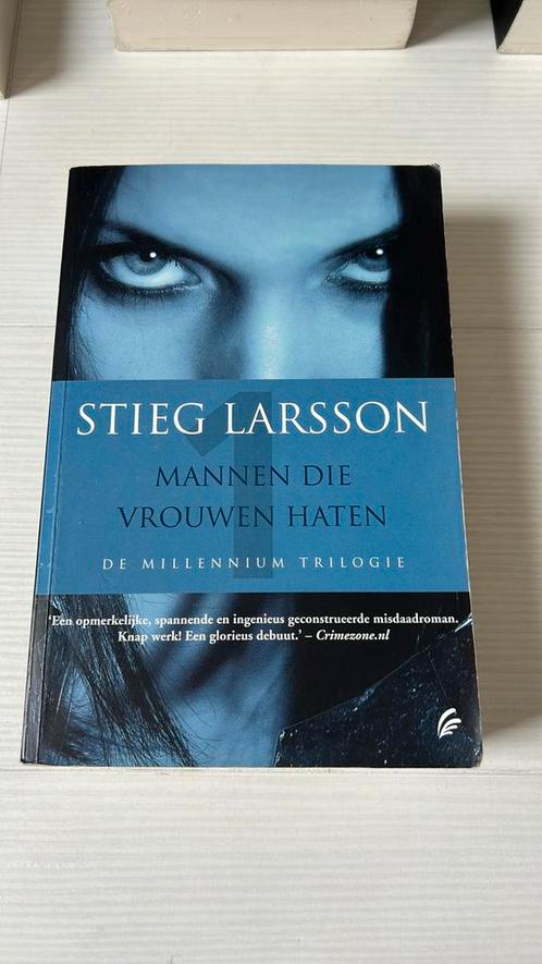 Stieg Larsson - Mannen die vrouwen haten, Boeken, Thrillers, Zo goed als nieuw, Scandinavië, Verzenden
