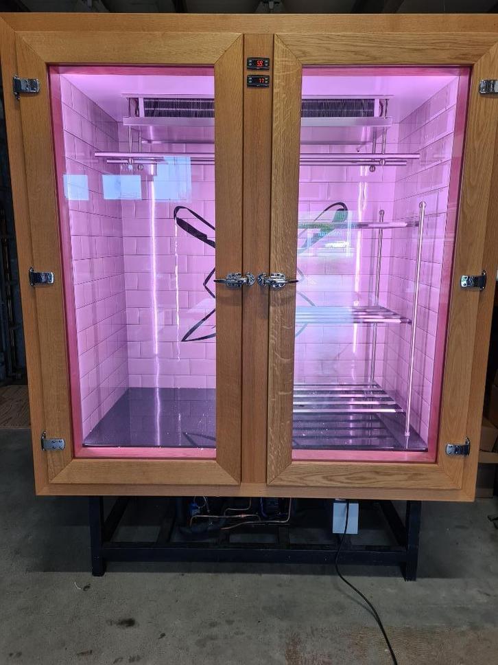 Dry-age kast /vleeskast/wijnkast/koelkast/ presentatiekast., Zakelijke goederen, Horeca | Meubilair en Inrichting, Meubilair, Gebruikt