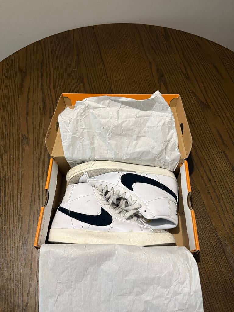 Nike Blazer Mid - Zo goed als nieuw!, Wit, Ophalen of Verzenden, Sneakers of Gympen, Zo goed als nieuw