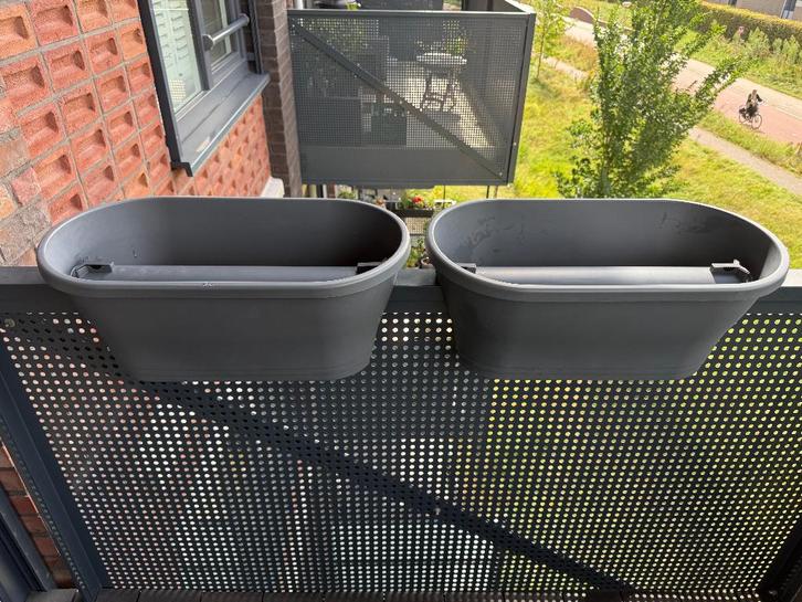 Balkonbakken, Tuin en Terras, Bloembakken en Plantenbakken, Zo goed als nieuw, Kunststof, Balkon, Minder dan 30 cm, Minder dan 60 cm