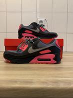 Schoenen Nike air Max 90 wolf grey hyper pink maat 42,5, Overige kleuren, Nike, Ophalen of Verzenden, Sneakers of Gympen