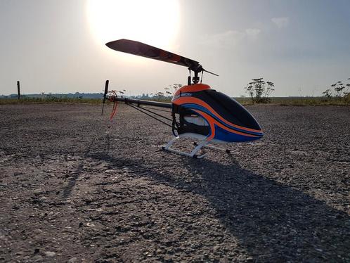 Mikado Logo 690 sx heli, Hobby en Vrije tijd, Modelbouw | Radiografisch | Helikopters en Quadcopters, Zo goed als nieuw, Elektro